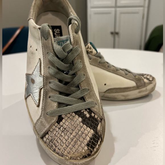 Like-new Golden Goose silver star snakeskin toe. Low sneakers - Picture 3 of 4